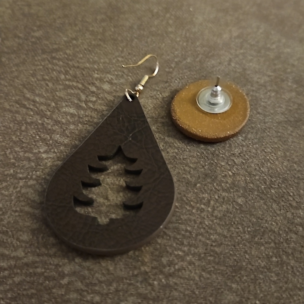 3/$30 Mismatched Christmas Tree Checkered Earrings - Picture 3 of 6